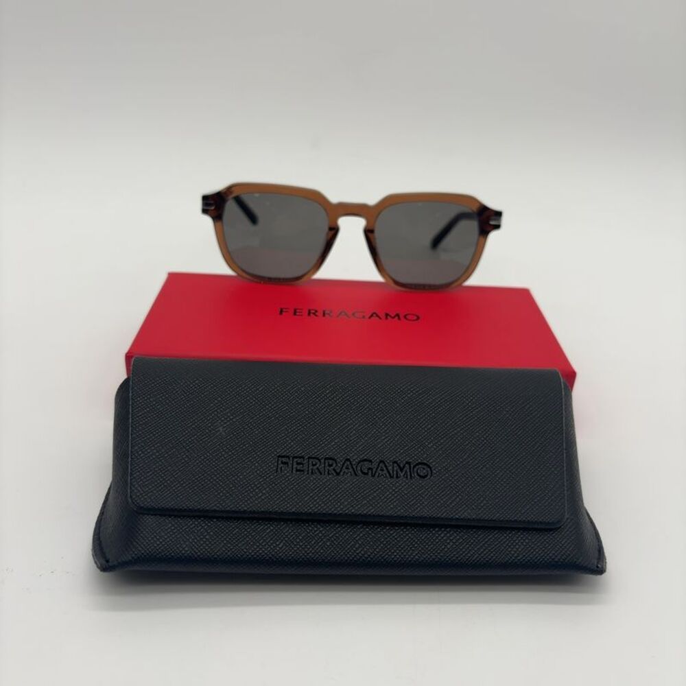 Ferragamo 52mm Sunglasses in Multicolor